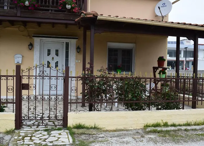 Amisiana House كافالا